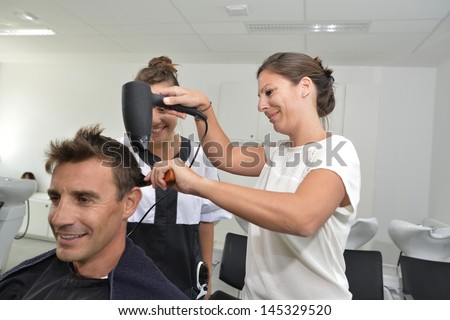 Hairstyle training class in beauty salon