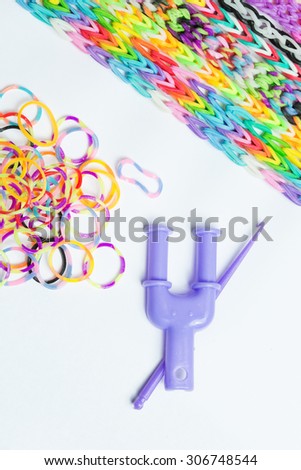 Rainbow loom- Colored rubber bands for weaving accessories
