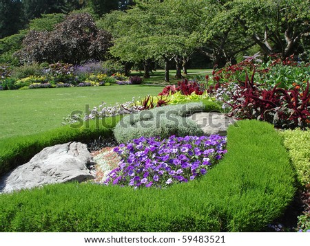 Landscaped flower garden, Stanley Park, One of the Largest Urban Park\'s in The World - Vancouver, BC, Canada