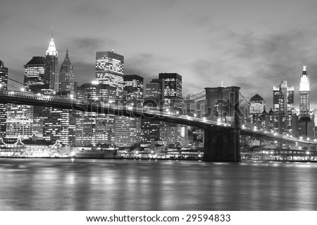 Brooklyn Bridge and Manhattan skyline At Night, New York City