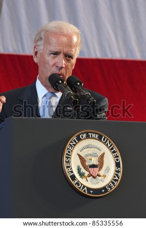 KANEOHE BAY, HI - 25 AUGUST - Vice President Joe Biden delivers a speech in front of Sailors and Marines at Marine Corps Base Hawaii following a trip through Asia. Kaneohe Bay, HI on 25 August 2011