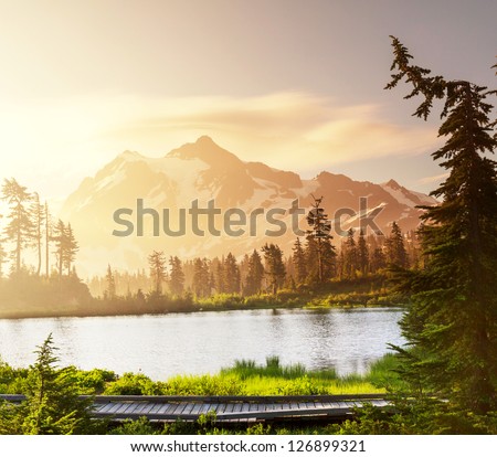 Picture Lake And Mount Shuksan,Washington