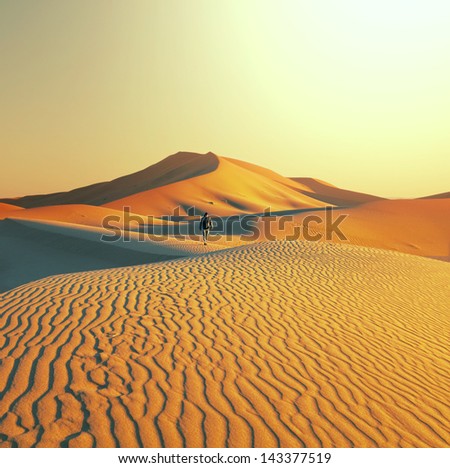 Hike in Sahara desert