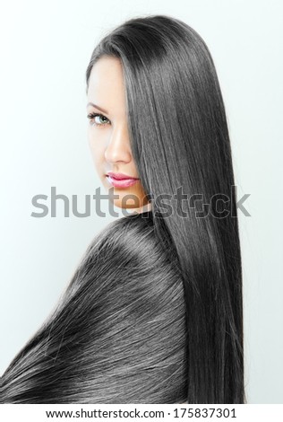 Hair. Beautiful Brunette Girl. Healthy Long Hair.