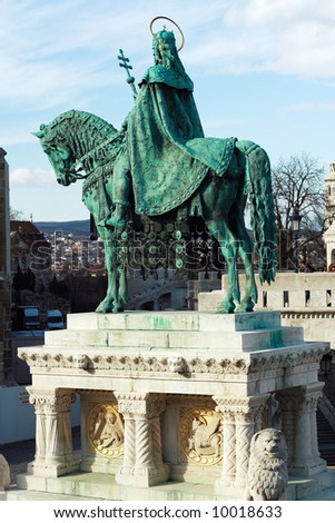 Statue at Budapest Fisherman\'s bastion
