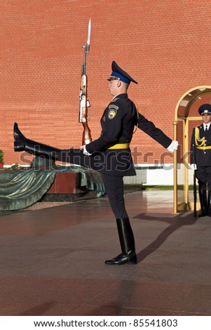 MOSCOW - MAY 19: Change of the Guard of Honour at the tomb of the Unknown Soldier at the wall of  Kremlin on May 19, 2011 in Moscow. Russia.