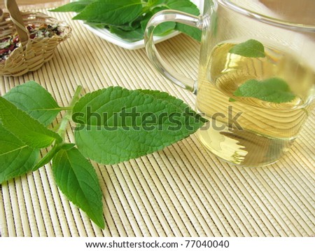 Pineapple-scented sage tea