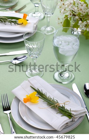 Daffodil Table Arrangements