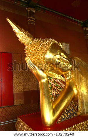 Gold Buddhist statue, Bangkok Thailand