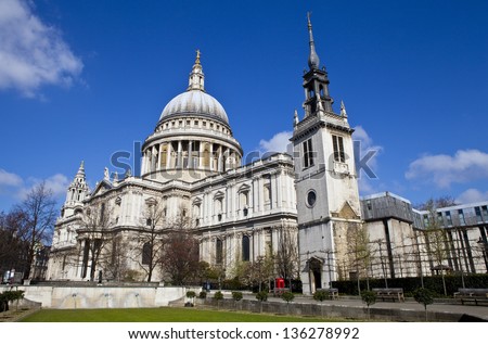 St. Paul\'s Cathedral and the Tower of the former St. Augustine Church (now the St. Paul\'s Cathedral Choir School) in London.