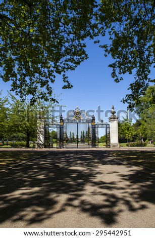 The historic Jubilee Gates at Regents Park in London.  The gates were installed to commemorate the Silver Jubilee of King George V.