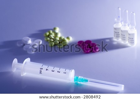Syringe and medicaments, used color filter on flash