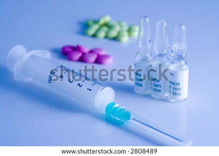 Syringe and medicaments, used color filter on flash