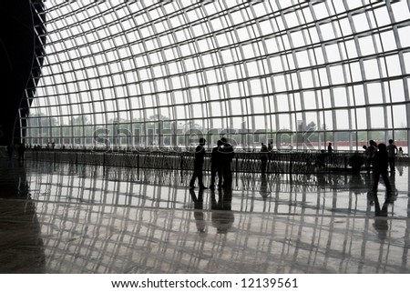 Big windows roof with geometric steel structure