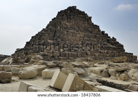 Ansient  Pyramid GIIIa is believe to belong to Queen Khamerernebty II in Giza  complex, Egypt