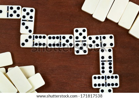 top view of line of play in domino game