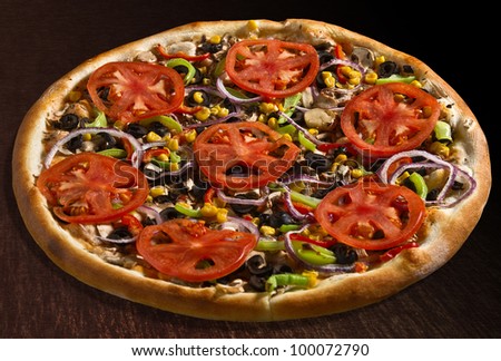Vegetarian pizza with tomatoes, bell pepper, corn, olives, mushrooms and onion - isolated
Collection of dozens of various pizza (30 items)