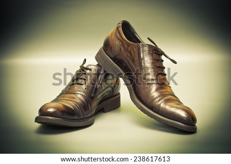 Men\'s classic leather shoes. Business class