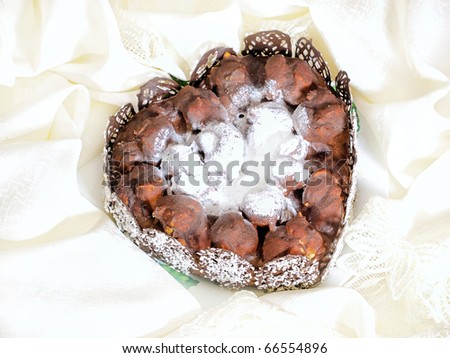 Heart shaped cake decorations