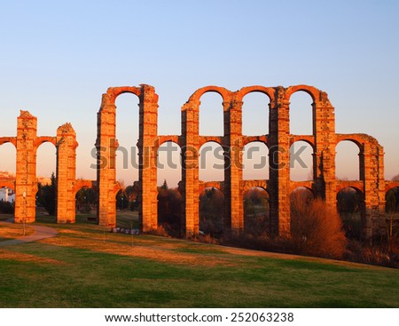 Acueducto De Los Milagros, Roman aqueduct. Lit by the late afternoon sunlight (sunset) Merida, Spain. UNESCO World Heritage site.