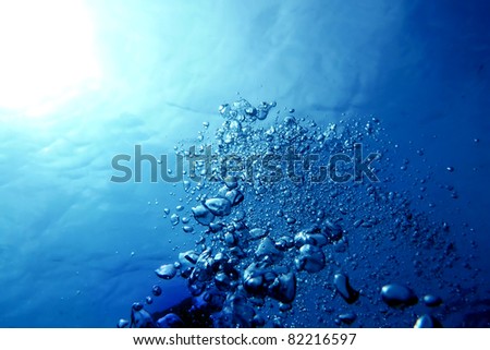 From deep sea to the Sun (oxygen bubbles with sun rays)