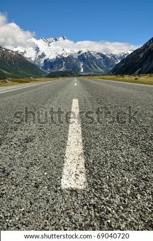 Road to Mountain