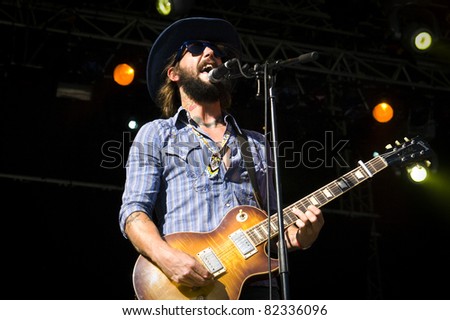 GOTHENBURG, SWEDEN - AUGUST 14: Ben Bridwell of Band of Horses performs onstage at the Way Out West festival August 14, 2009 in Gothenburg, Sweden