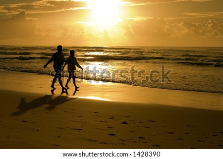 Beach Couple Silhouette