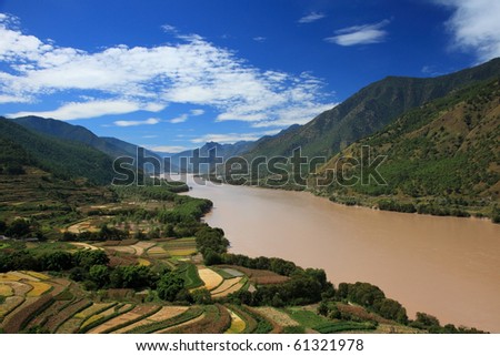Country view of Yangtze river in Yunnan province, China.