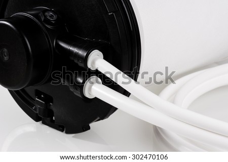 installing rubber tube to bracket of water purifier