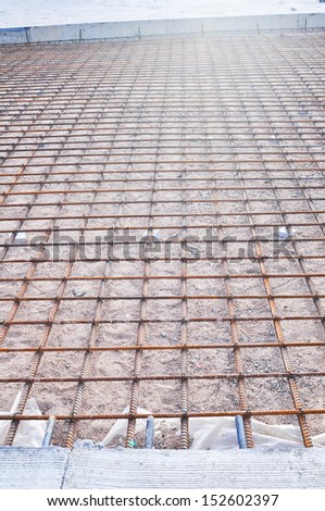 Steel rod mesh reinforcement before pouring concrete