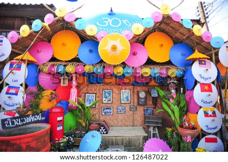 CHIANG MAI, THAILAND-JANUARY 19 : 30th anniversary Bosang umbrella festival,Home and shop decoration annual Umbrella festival at San Kamphaeng. on Jan.19, 2013 in Chiang Mai, Thailand.