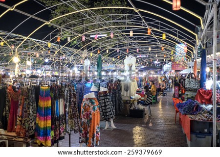 CHIANG MAI THAILAND - MARCH 10 : Night Bazaar market, One of trips travel night market of tourists to come and shop for souvenirs. on March 10 , 2015 in Chiang Mai, Thailand.