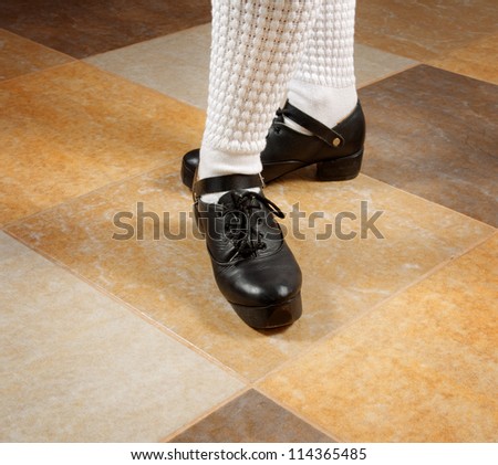 irish dancer\'s feet in stepshoe