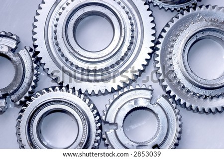 gears silver engine