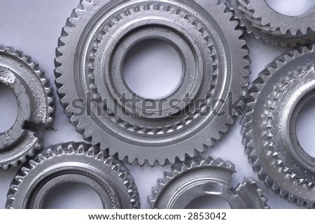 gears silver engine