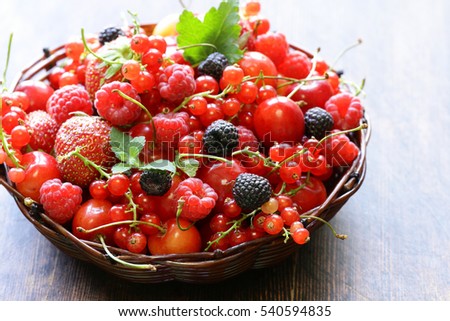 fresh organic berries mix (strawberries, raspberries, blueberries)