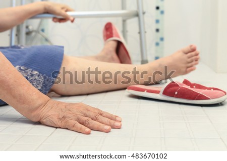 elderly falling in bathroom because slippery surfaces