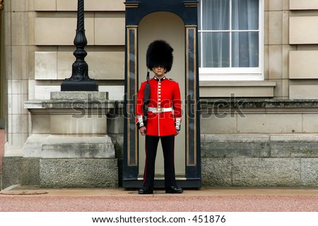 Buckingham+palace+guards+uniform