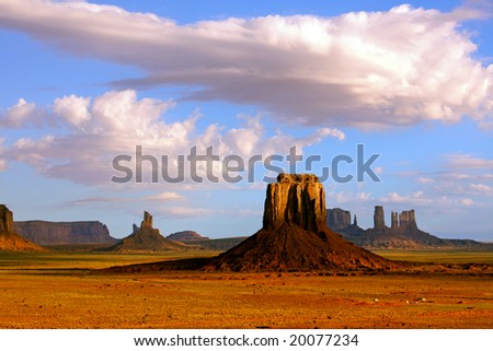 View from Artist\'s Point and East Mitten Butte at Monument Valley Navajo Tribal Park.