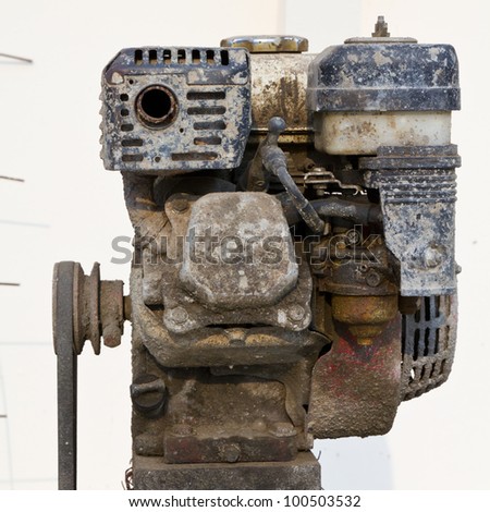 Dirty water pump engine