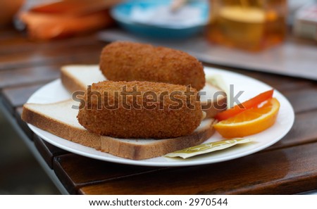croquet on a sandwich (dutch food)