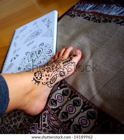 Includes A Sketchbook Of Henna Design Patterns And An Egyptian Rug