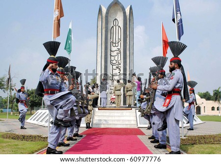 LAHORE, PAKISTAN - SEPT 6: Rangers officials present guard of honor at Yadgar-e- Shohada, on the occasion of 