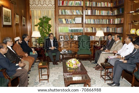 KARACHI, PAKISTAN - FEB 09: Sindh Governor, Dr.Ishrat-ul-Ibad Khan in meeting with a Delegation of Pakistan Chemists and Druggist Association at Governor House on February 09, 2011in Karachi.