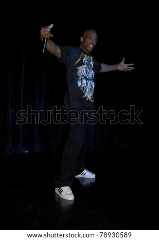 NEW YORK - JUNE 08: Darryl \'DMC\' McDaniels of Run-DMC performs on stage at the 2011 Urban Arts Partnership Prom Party at The Edison Ballroom on June 8, 2011 in New York City