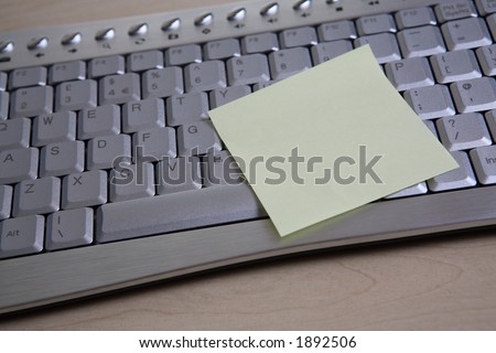 Post it note on keyboard