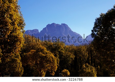 Mountain landscape in Boschendal wine farm in autumn. Shot in the early afternoon in Western Cape, South Africa.
