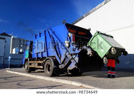 garbage transport car loading