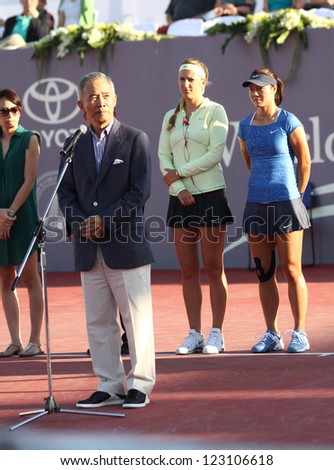 HUA HIN, THAILAND - DEC 29:Suwat Liptapanlop president of the Lawn Tennis Association  of Thailand open competition \